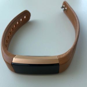 Fitbit Alta HR with three interchangeable bands!!!